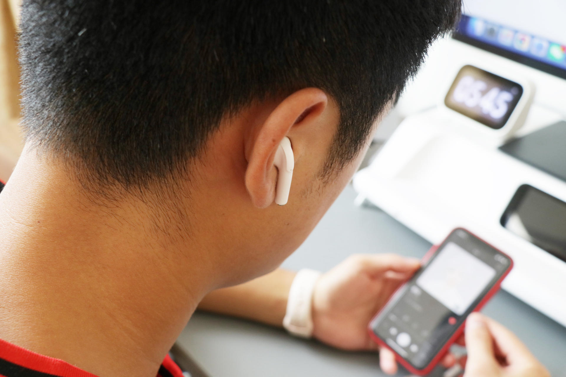 aigot23蓝牙耳机,aigo耳机t20和t30哪个好