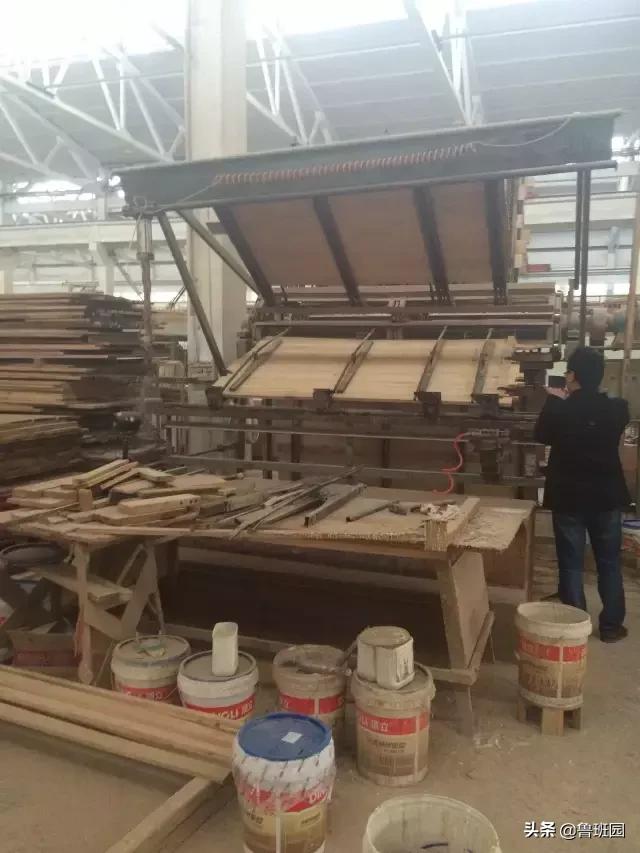 白乳胶和胶水的区别,白乳胶和拼板胶哪个更适合断木板