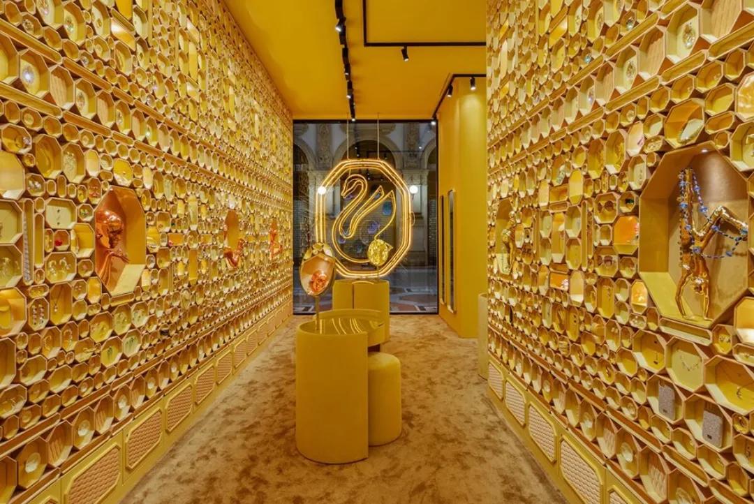 施华洛世奇经营困境,施华洛世奇裁员商业分析