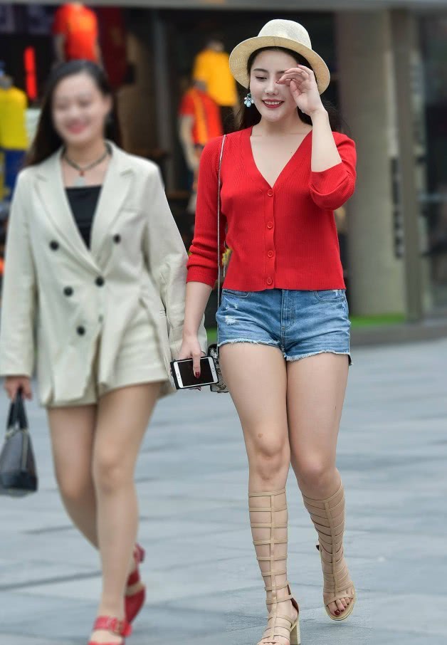 小姐姐漂亮鞋子穿搭,小姐姐红装