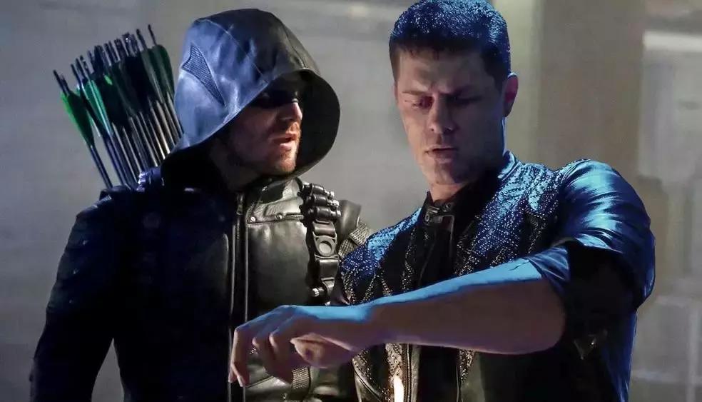 wwe打斯瓦辛格,施瓦辛格客串wwe摔角狂热完整版