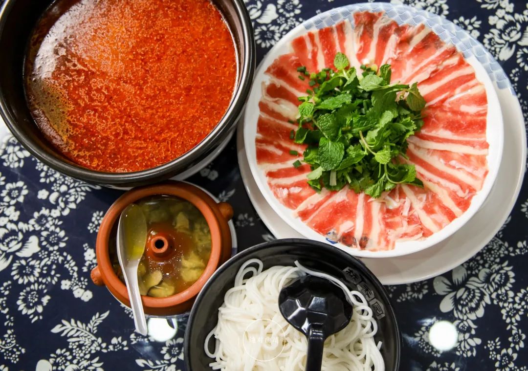 曲靖过桥米线所有门店,曲靖米线多少钱一碗