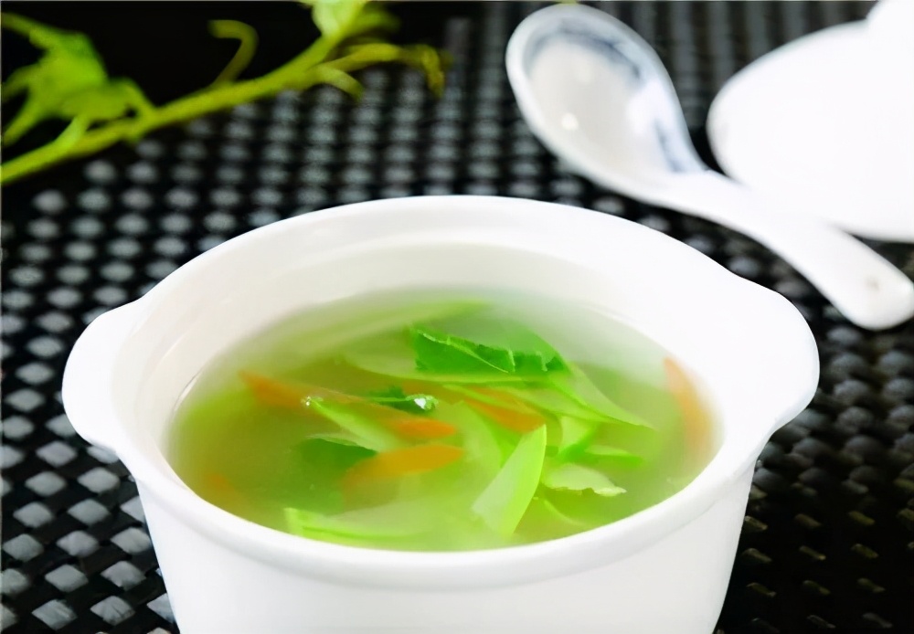 要不要给狗子吃狗粮,狗子除了吃正常狗粮还吃些什么好