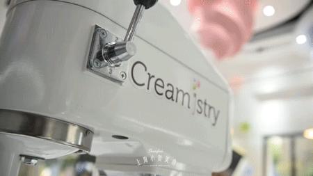 最近特火奶油冰淇淋,液氮网红冰淇淋