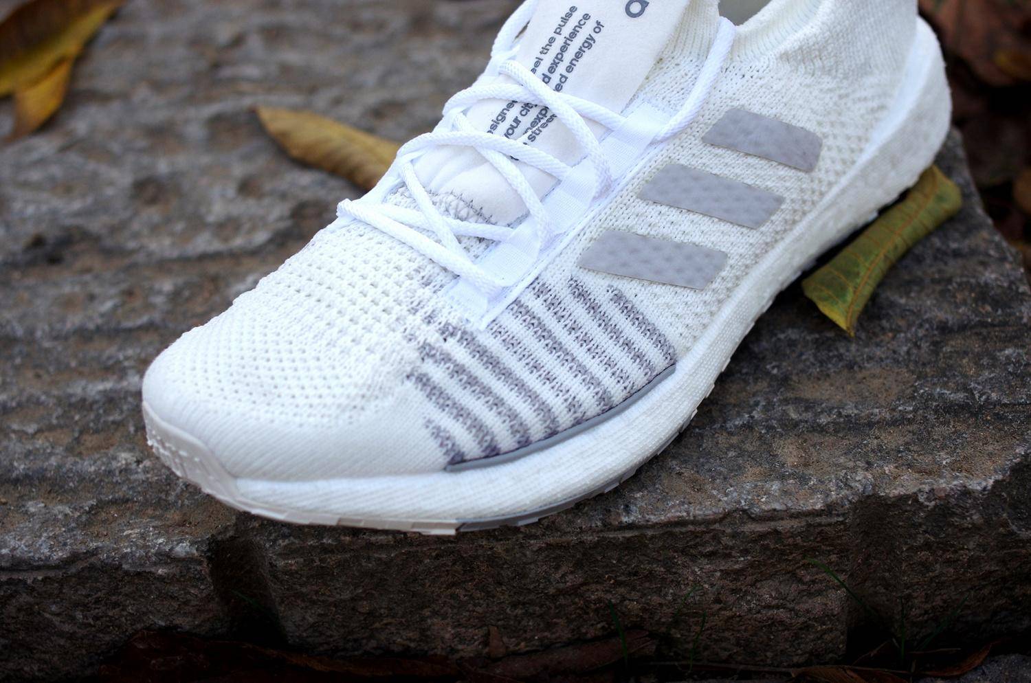 阿迪达斯boost有什么系列,阿迪达斯boosthd跑鞋