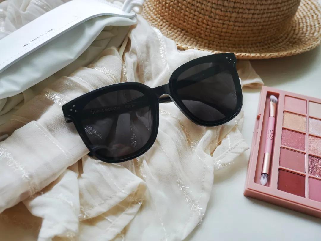 无墨镜不出门夏天没有超高颜值的墨镜怎么行？