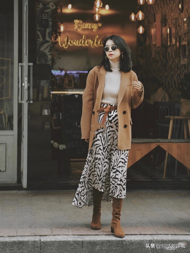 穿大衣配阔腿牛仔裤好看吗,大衣搭配细腿裤好看吗