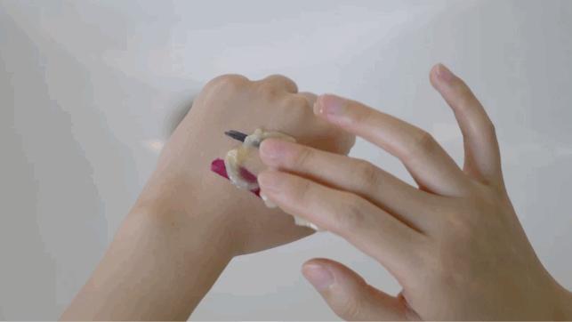 北京一女子4个月用空47次护肤品 (北京一女子用空47瓶护肤品)