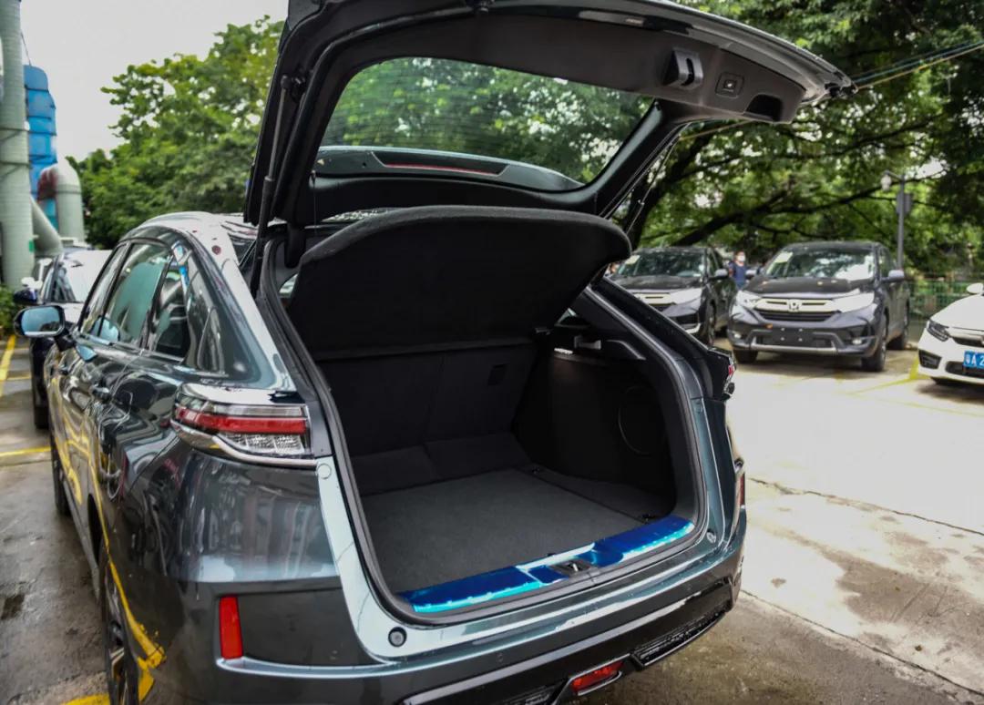 年轻人个子小的值得购买本田urv,东风本田urv怎么打动新中产心