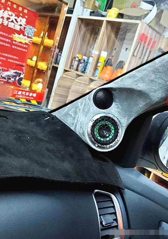 江铃驭胜s350改音响,江铃皮卡改suv