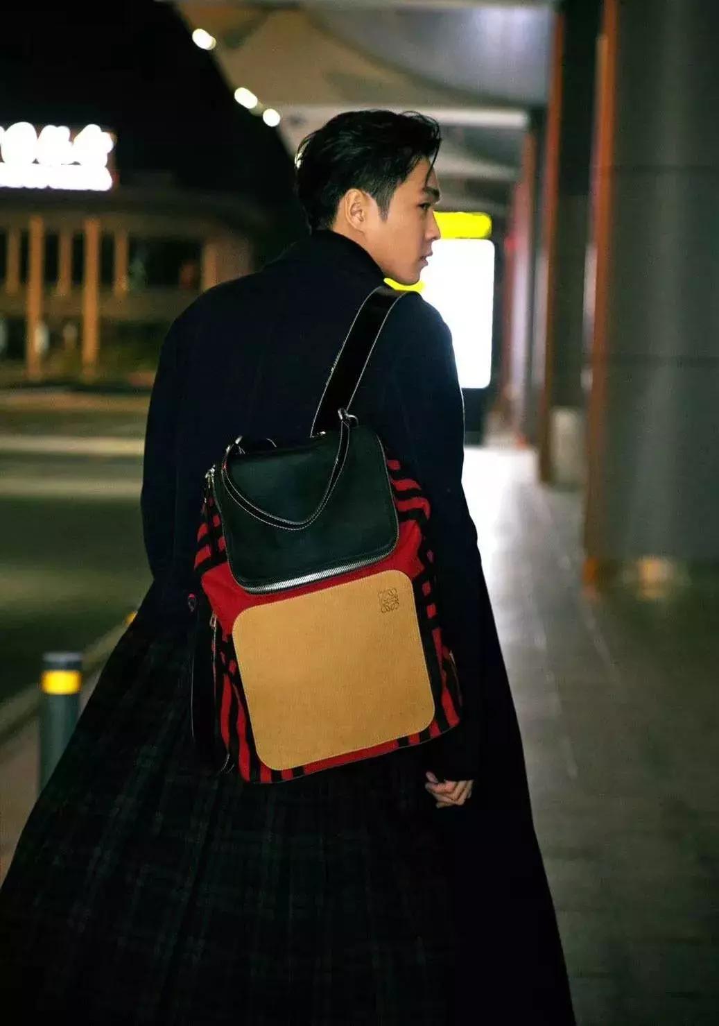 2020最火的男士包guccilv,gucci和lv包包入门款