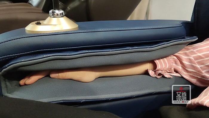 奥佳华和荣泰中端按摩椅,按摩椅西屋和荣泰哪个好