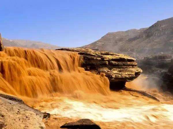 从道家浅论李白的思想,李白身上如何体现儒家和道家思想