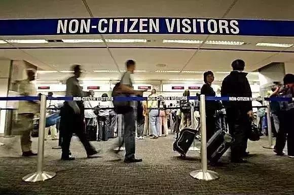 美国入境一般带多少钱,美国入境礼物价值多少需申报