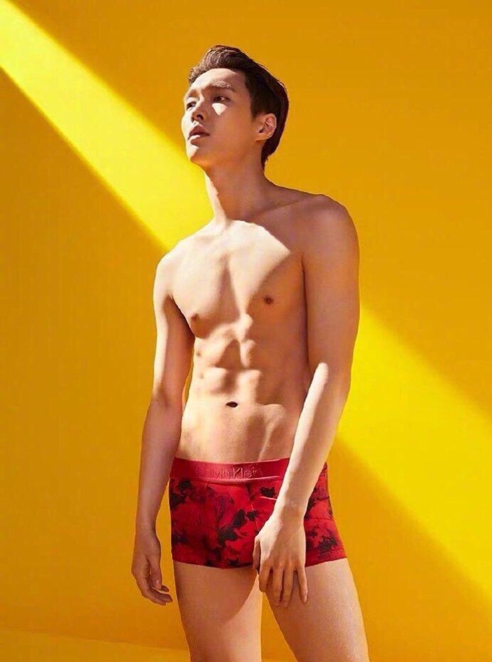 张艺兴放大招全集,张艺兴大秀krump