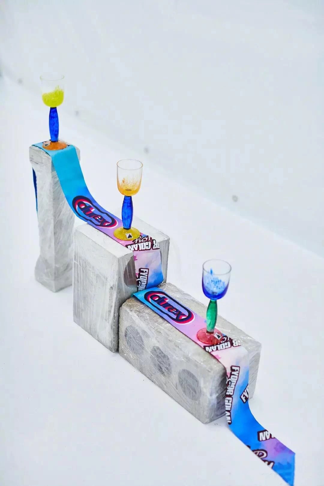 杜蕾斯居然开始卖衣服了？只是这衣服谁敢随便穿上街啊