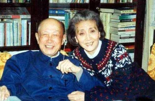 钱学森老婆蒋英晚年,蒋英送别钱学森视频