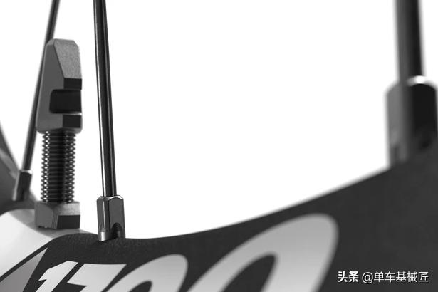 快讯：DTSWISS2021款15011700轮组，从轮框到花鼓全面升级