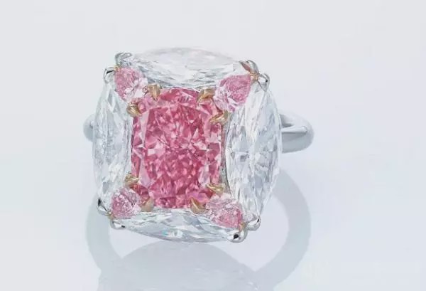 2014全球珠宝拍卖年鉴,2018年全球珠宝拍卖top10