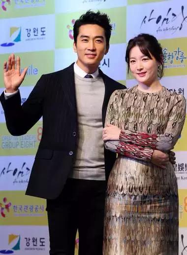 李英爱韩国化妆品,李英爱代言whoo的哪一款