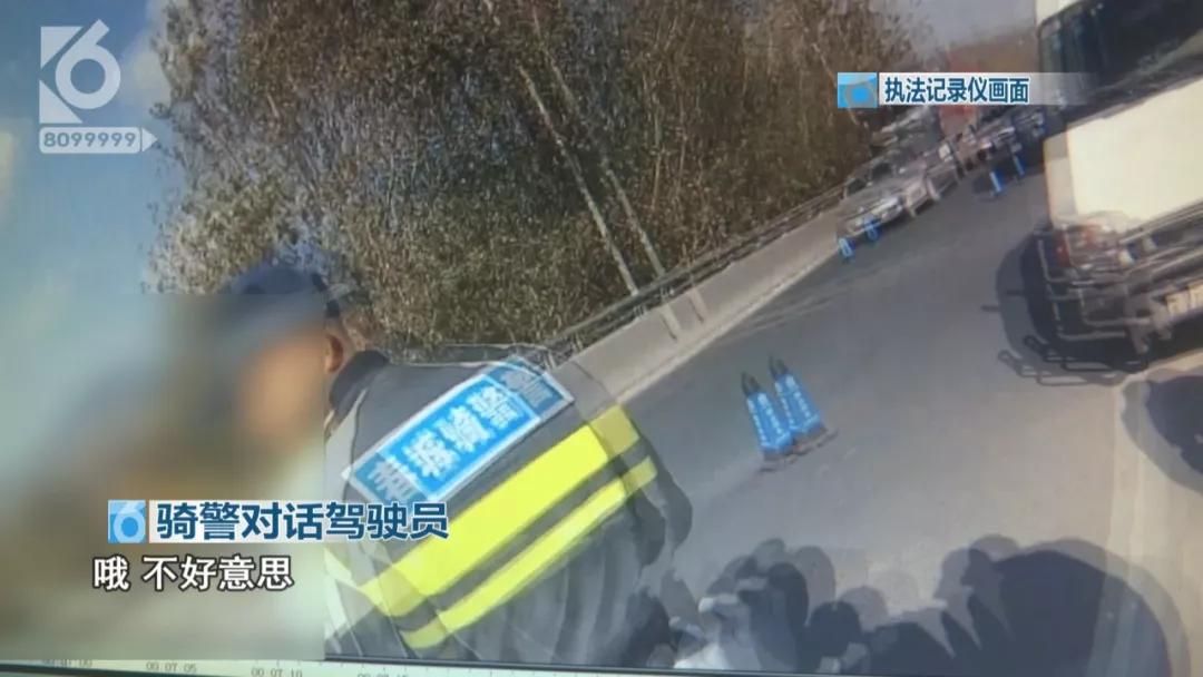 这波操作太上头！别人开业送花篮法拉利大哥开业送驾照