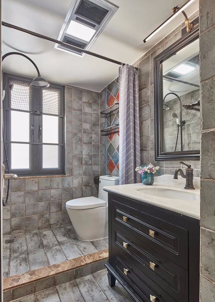 设计师卫生间干湿分离两米,设计师讲卫生间瓷砖选择