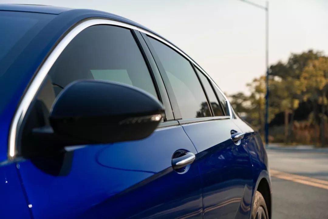 君威gs和君威gs哪个更好,买21款君威gs的十大忠告