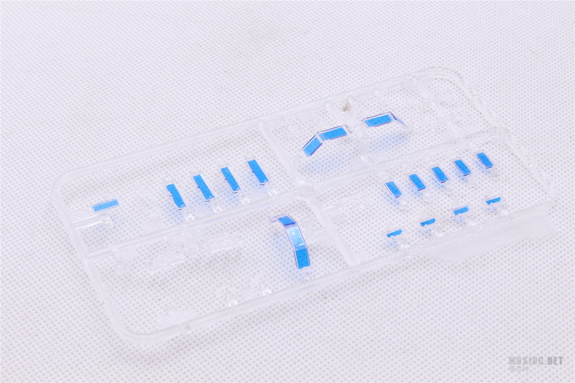 MENG,SS-018-1/35以色列“雌虎”重型装甲运输车-简介与开盒