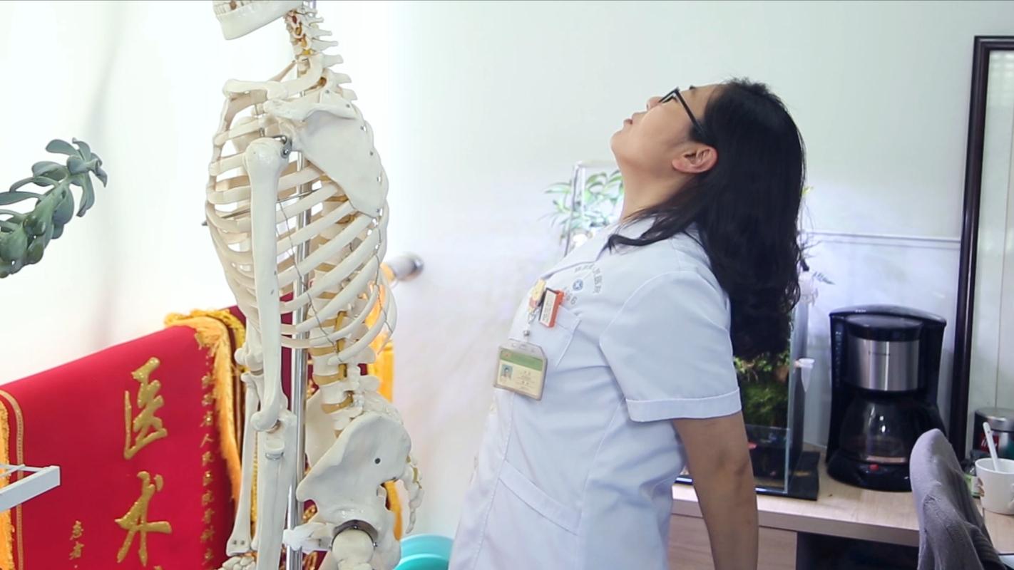 颈椎曲度变直肩膀僵硬怎么锻炼,颈椎曲度僵硬睡觉什么姿势