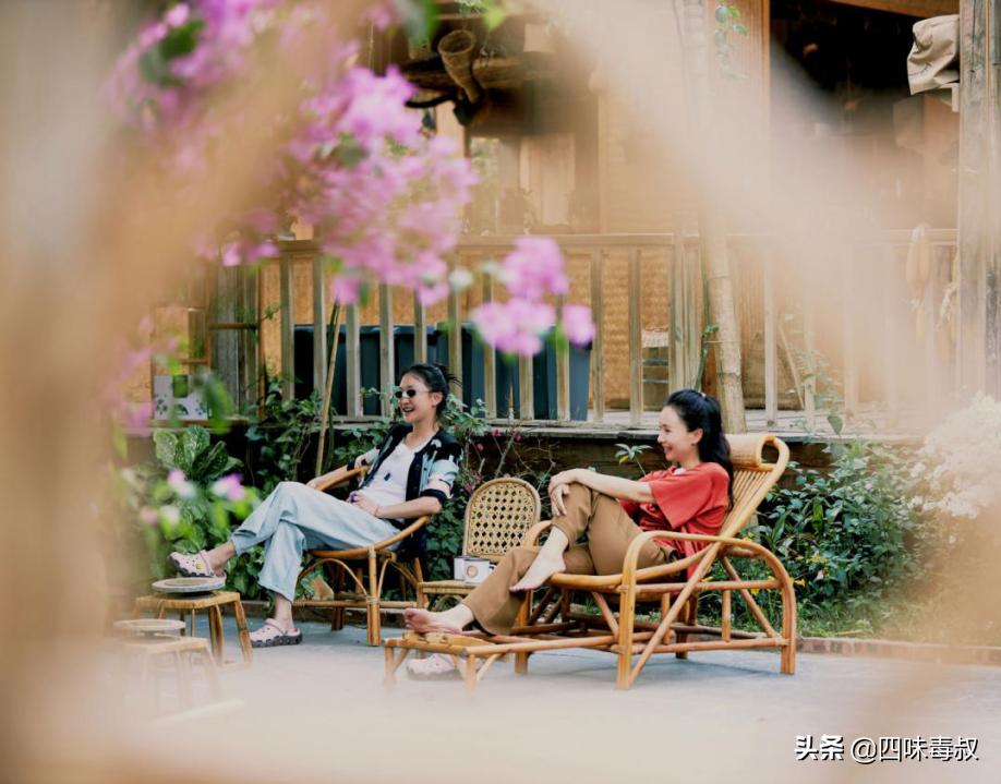 向前看向钱看全文,向前看向钱看完整视频