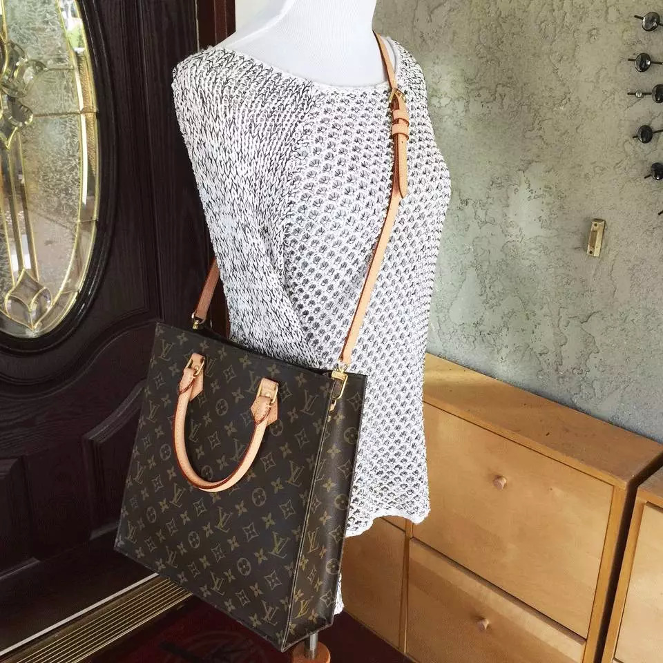 今年最流行最实用最能装的包包……竟然是购物袋？