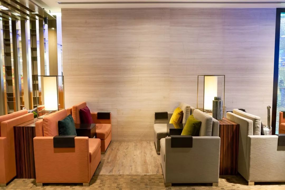 你们要我推荐的银联白金来了，让你在旅行中收益满满