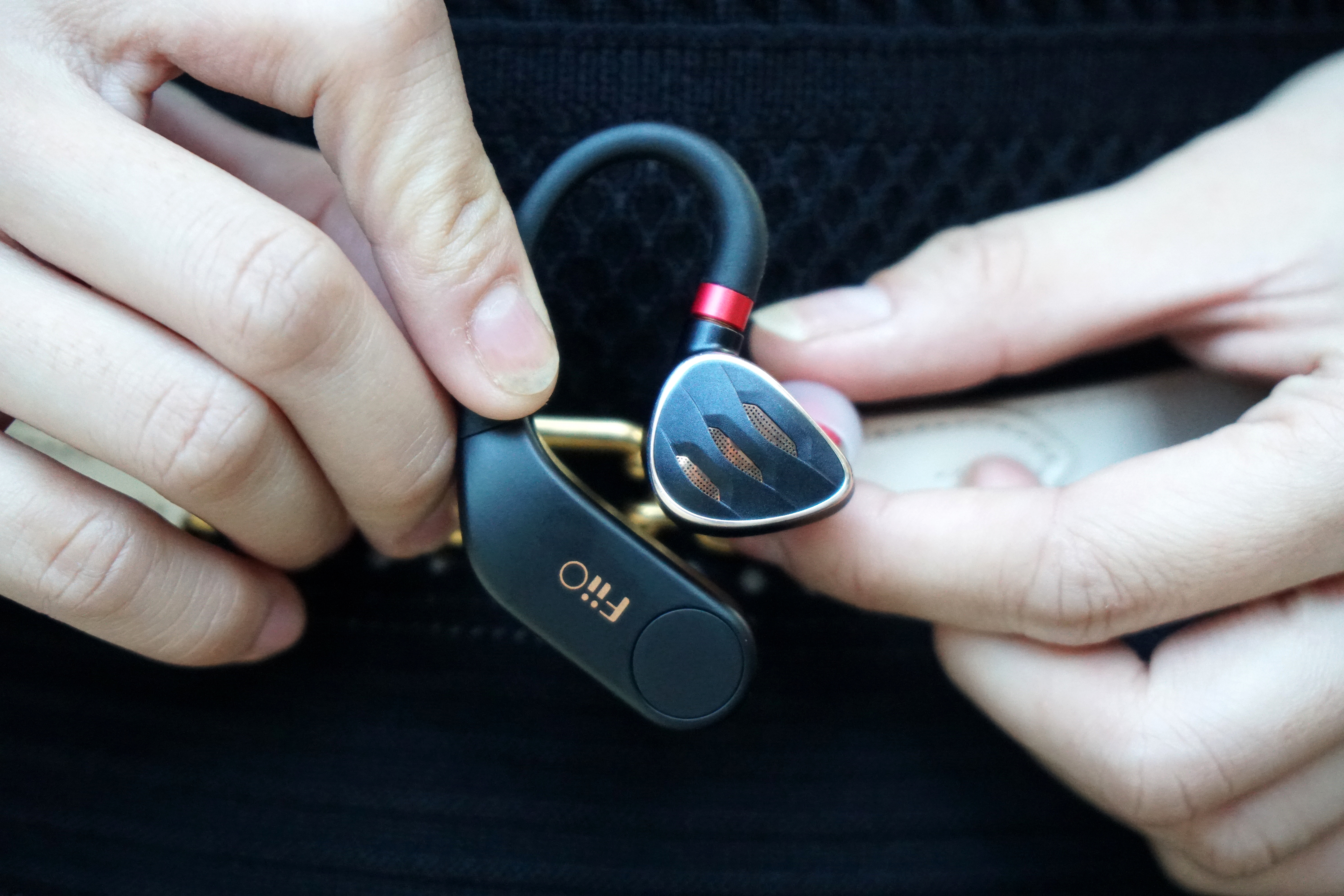 飞傲fh5s耳机测评,飞傲utws5对比飞傲utws3