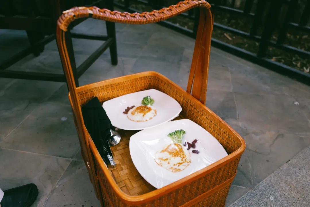 想泡温泉去哪个城市,想泡温泉不妨到成都这里来