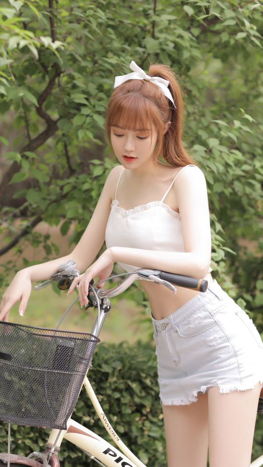 iphone手机壁纸女图,iphone手机壁纸超清女生