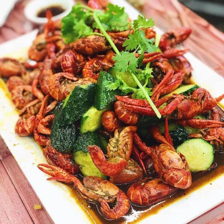 浙江宝藏城市,浙江绍兴夜市美食一条街