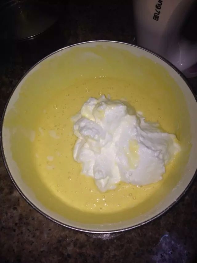 电饭锅做蜂蜜蛋糕的方法和步骤,电饭煲自制蜂蜜面包的做法