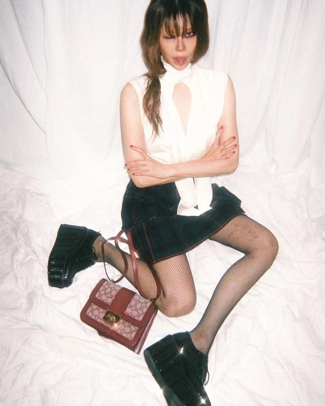 做权志龙闺蜜有多幸福?全球限定随便送:今晚我们都是柠檬精女孩