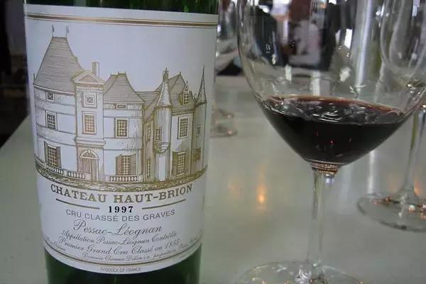 木桐玛歌拉图柏图斯康帝红酒,拉菲拉图玛歌木桐哪个性价比高