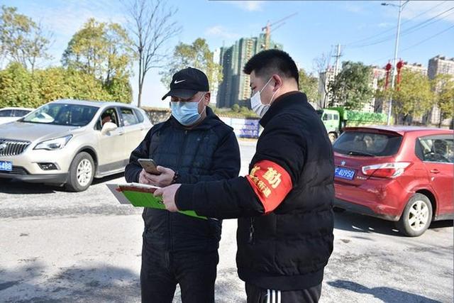 致敬抗疫一线90后00后,抗疫中00后90后比例