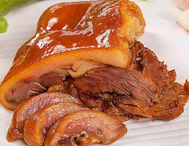 猪头肉的好处和坏处有哪些,小孩吃猪头肉的好处和坏处