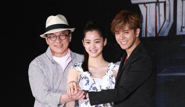 曝欧阳娜娜身价,欧阳娜娜资产有多少亿