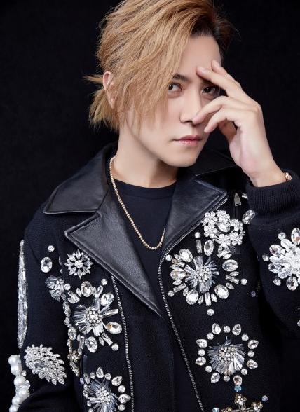 有了黑眼圈怎样改善并注意什么,有黑眼圈怎么才能让黑眼圈下去呢