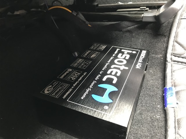 改装大众凌渡音响视频过程,还原现场音响