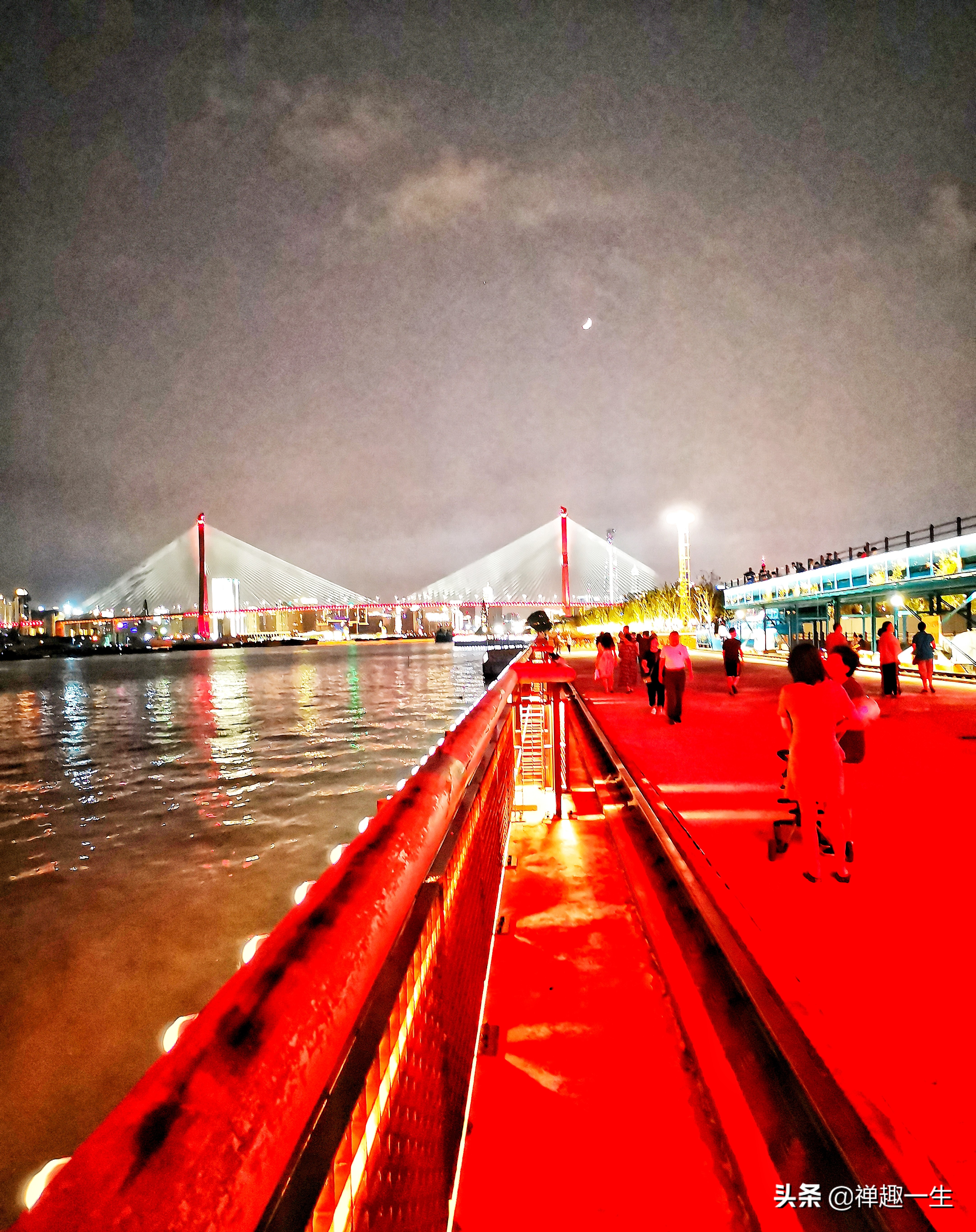 上海075两栖攻击舰在哪个区,075两栖攻击舰在上海哪里