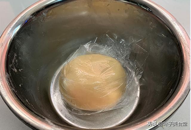 不用烤箱家庭版绿豆酥饼,不用烤箱的绿豆饼制作全过程