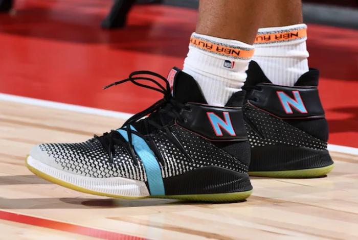 谁才是夏季联赛鞋王？字母哥的哥哥也有签名鞋老詹上脚球鞋扎眼