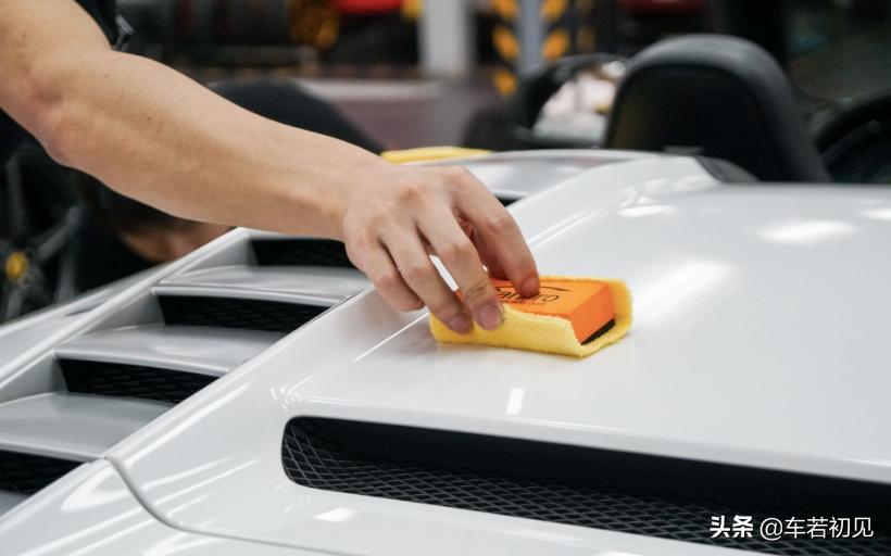汽车打蜡和镀晶到底有什么区别？哪个效果更好呢？