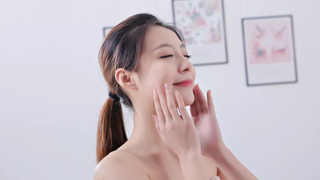 30分钟去黄提亮，变身白美人！皮肤学博士为它强力打call