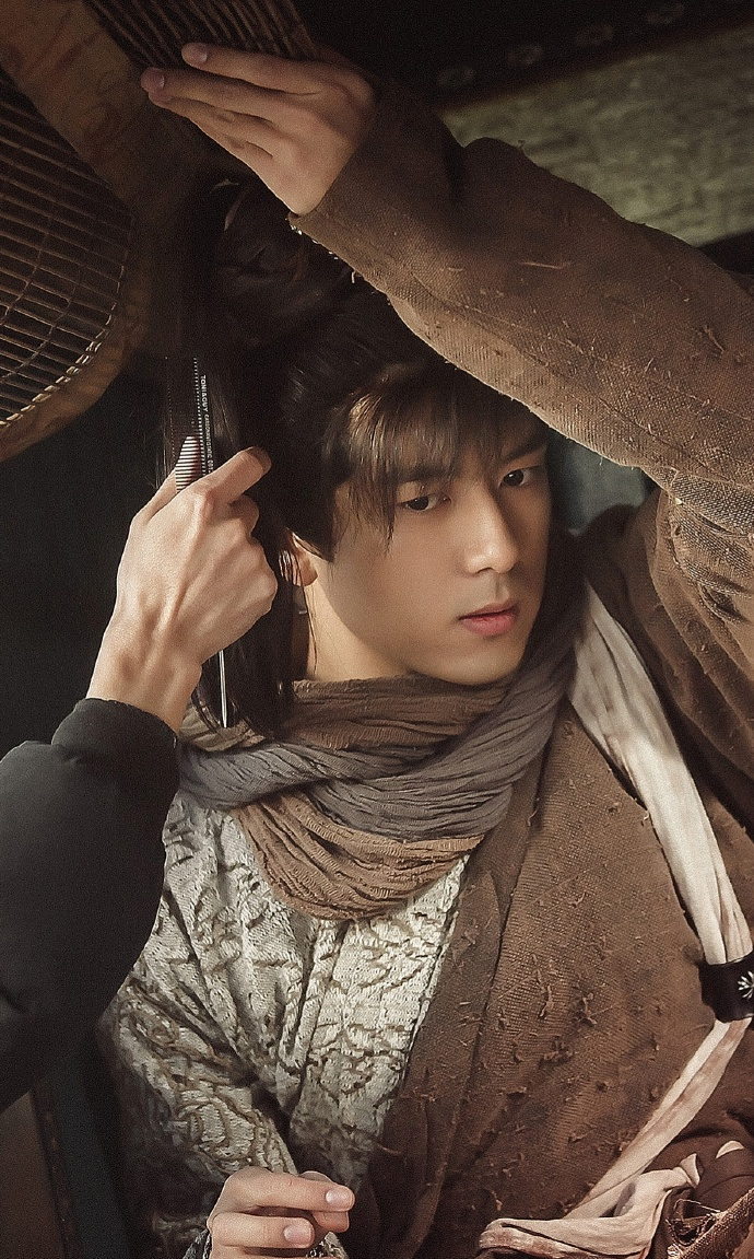 李现井柏然视频,李现井柏然微博之夜